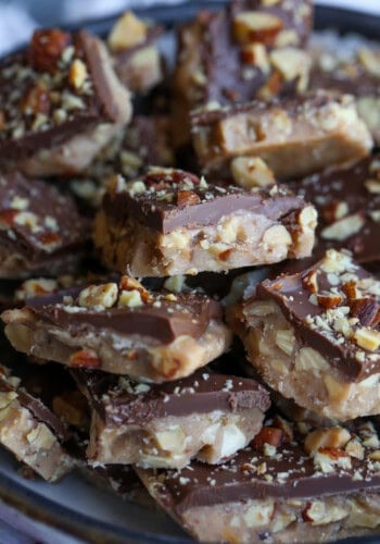 Crunchy, Nutty and Buttery Almond Roca Squares