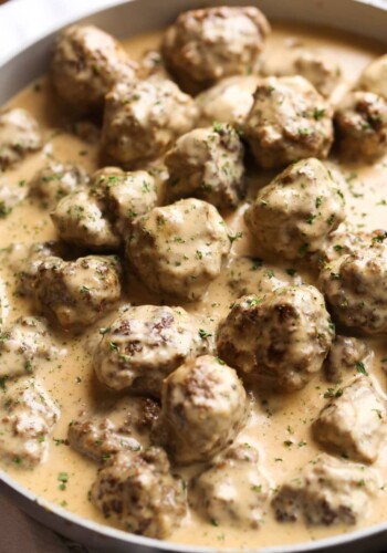 Beef and pork meatballs in gravy.
