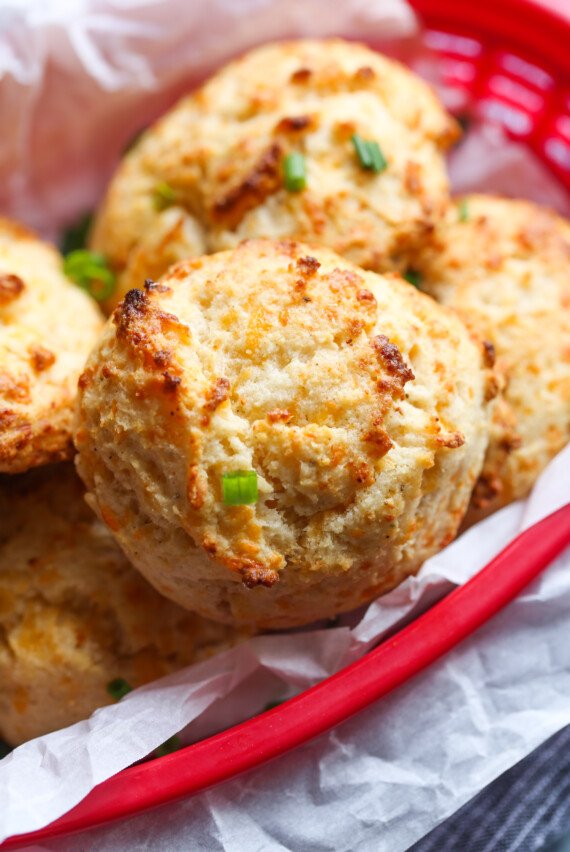 Cheddar Bay Biscuits in a basket