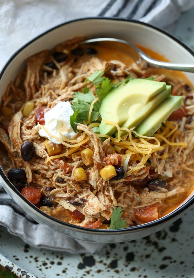 Crock Pot Chicken Enchilada Soup | Cookies And Cups