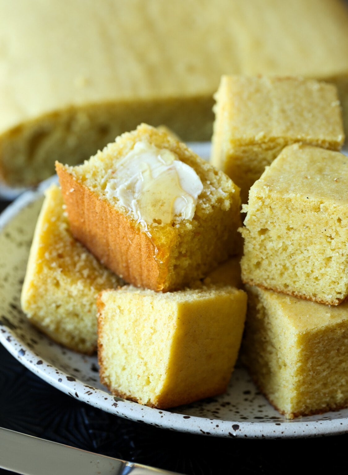 Super Simple Sour Cream Cornbread Recipe | Cookies And Cups