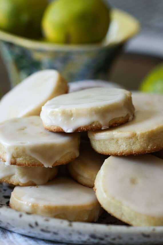 Easy Lime Shortbread Cookies - Cookies and Cups