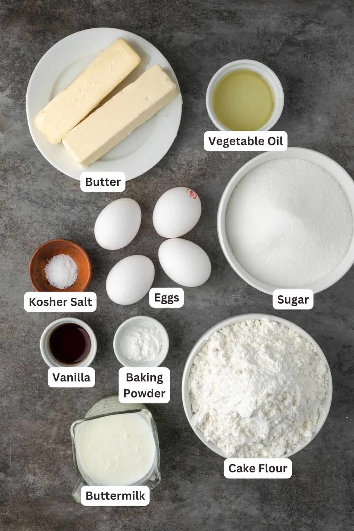 Ingredients for Cannoli Cake.