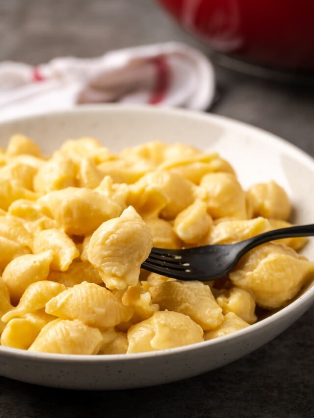 Easy Stovetop Mac and Cheese Cookies and Cups