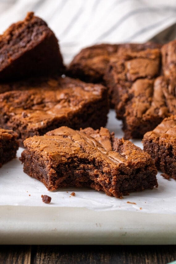 Fudgy Nutella Brownies | Cookies and Cups