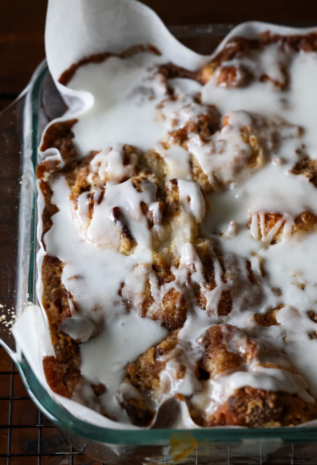 TikTok Cinnamon Roll Dump Cake Cookies and Cups