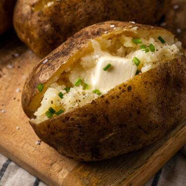 Crock Pot Baked Potatoes | Cookies and Cups