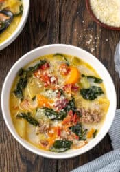 Overhead view of a bowl of Zuppa Toscana.